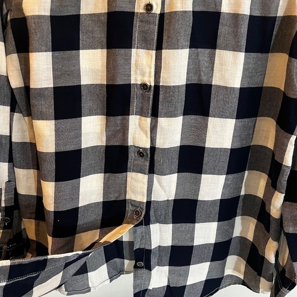 G.H. BASS & CO Women's Houndstooth Navy Blue Grey White V Neck Tunic Size S NWOT - Picture 3 of 7